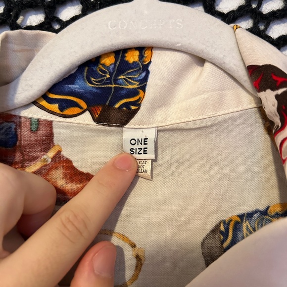 Cowboy Boot Button Up - Picture 2 of 3